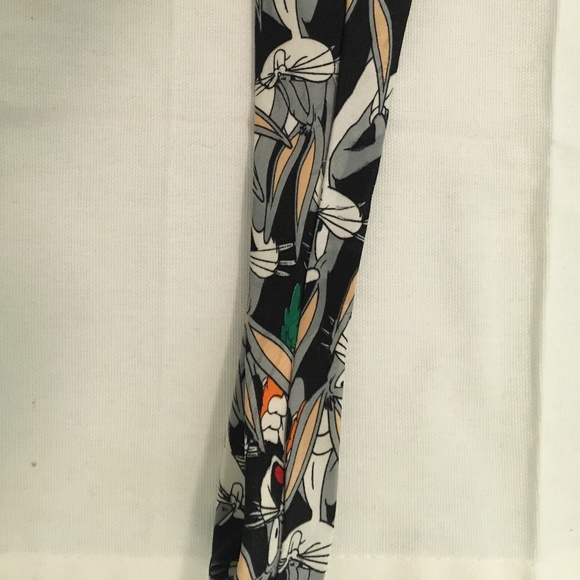 Vintage Bugs Bunny Tie, 1993 Warner Brothers Original - Picture 3 of 7